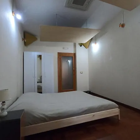 Comodo E Silenzioso Bilocale In Centro Citta *